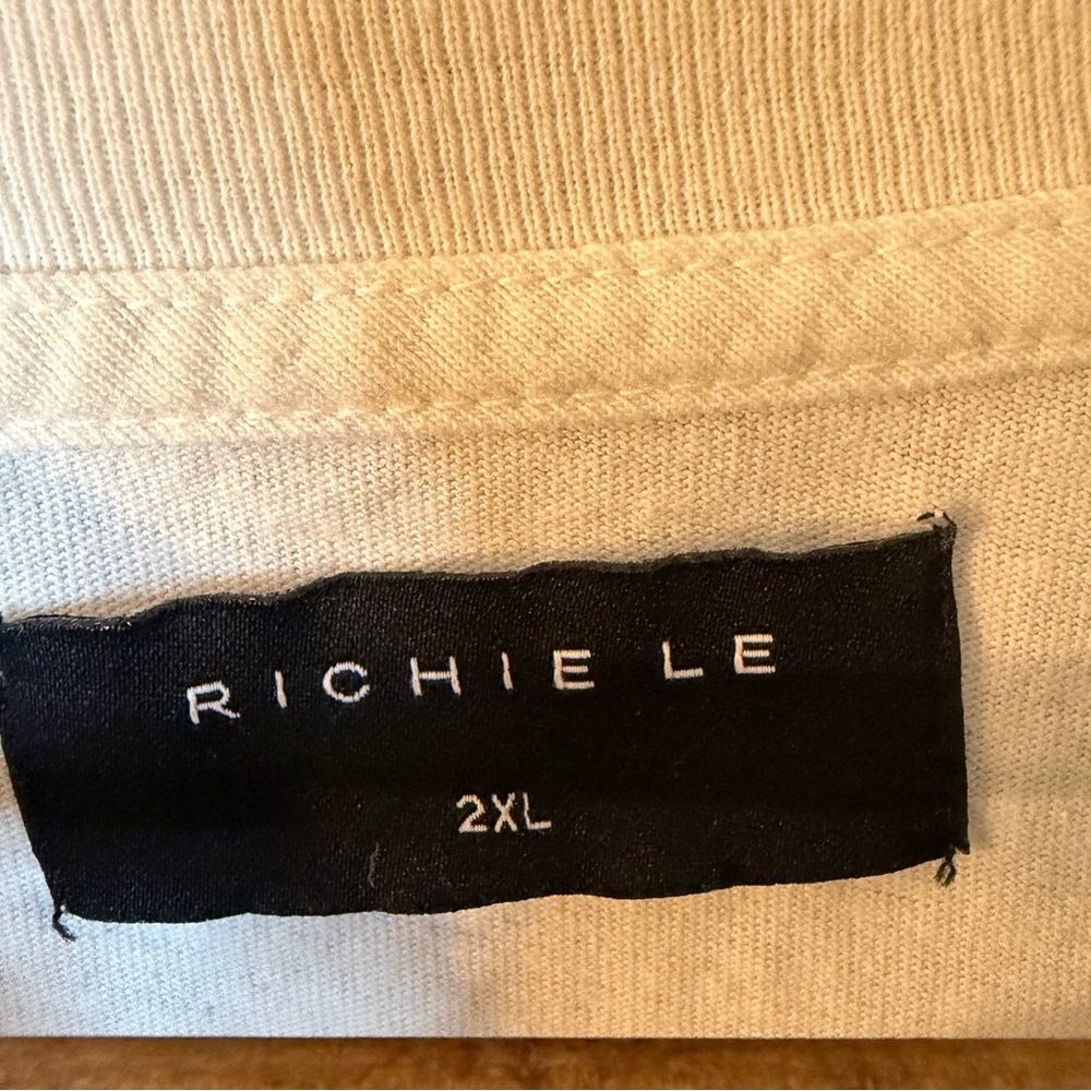 Richiele White T size 2XL - Picture 5 of 7